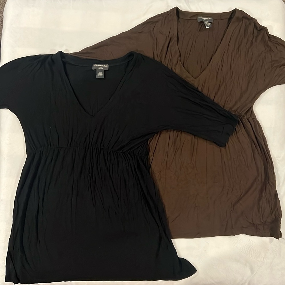Super soft Banana Republic t-shirts 2, size L. Black and brown